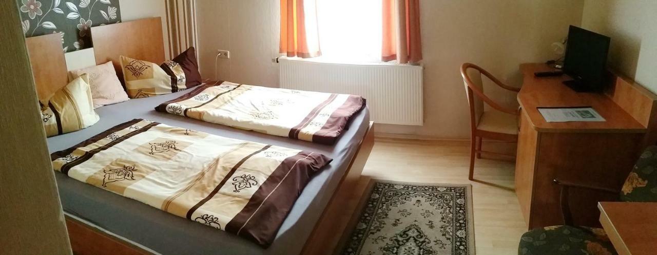 Pension Zur Quelle Bad Frankenhausen Extérieur photo